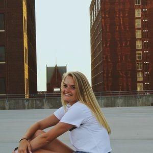 Meet your Posher, Greyson